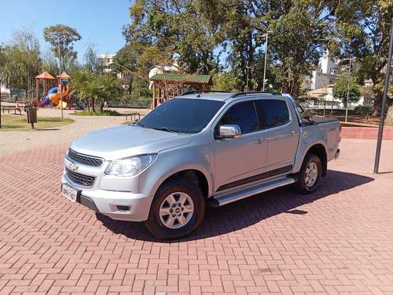 CHEVROLET-S10-2.8 LT 4X4 CD 16V TURBO DIESEL 4P MANUAL CHEVROLET-S10-2013