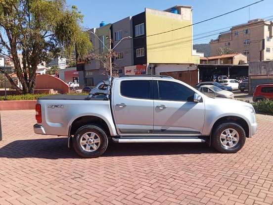 CHEVROLET-S10-2.8 LT 4X4 CD 16V TURBO DIESEL 4P MANUAL CHEVROLET-S10-2013