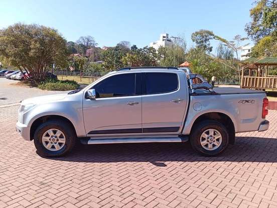 CHEVROLET-S10-2.8 LT 4X4 CD 16V TURBO DIESEL 4P MANUAL CHEVROLET-S10-2013