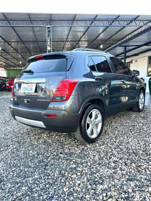 CHEVROLET-TRACKER-2014