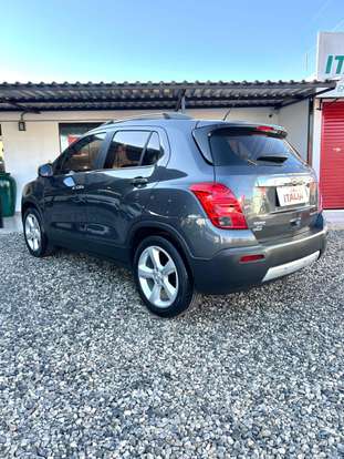 CHEVROLET-TRACKER-2014