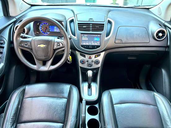 CHEVROLET-TRACKER-2014