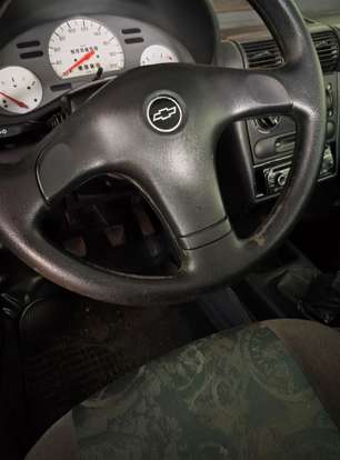 CHEVROLET-CORSA-2001