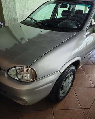 CHEVROLET-CORSA-2001