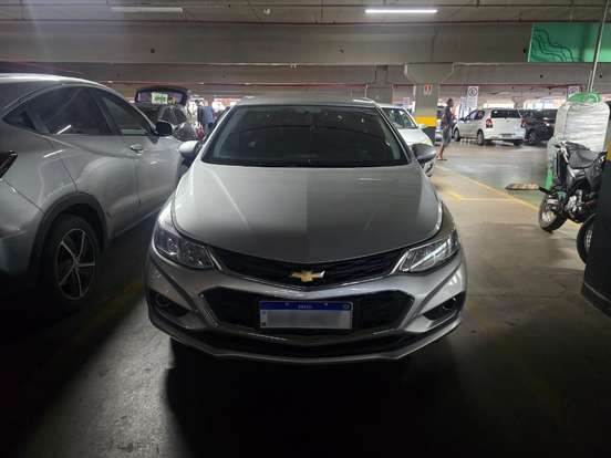 CHEVROLET-CRUZE-2018