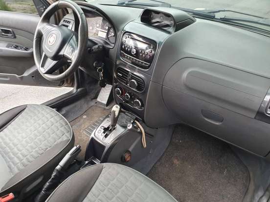 FIAT-PALIO-1.8 MPI ADVENTURE WEEKEND 16V FLEX 4P AUTOMATIZADO FIAT-PALIO-2015