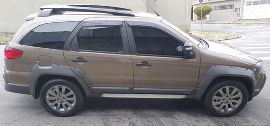 FIAT-PALIO-1.8 MPI ADVENTURE WEEKEND 16V FLEX 4P AUTOMATIZADO FIAT-PALIO-2015