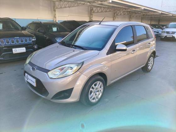 FORD FIESTA 1.6 ROCAM HATCH 8V FLEX 4P MANUAL