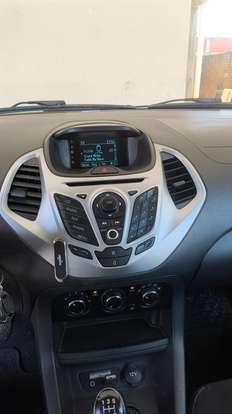 FORD-KA-2015