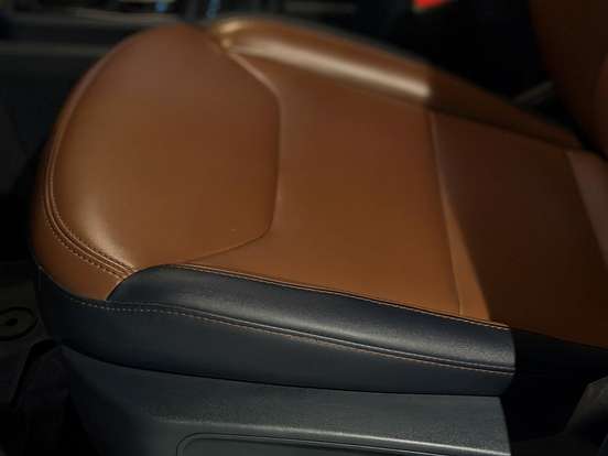 FORD-MAVERICK-2.5 HYBRID LARIAT e-CVT FORD-MAVERICK-2024