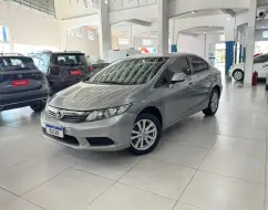 HONDA CIVIC 1.8 LXS 16V FLEX 4P AUTOMÁTICO HONDA CIVIC 1.8 LXS 16V FLEX 4P AUTOMÁTICO
