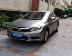 HONDA CIVIC 1.8 LXS 16V FLEX 4P AUTOMÁTICO HONDA CIVIC 1.8 LXS 16V FLEX 4P AUTOMÁTICO