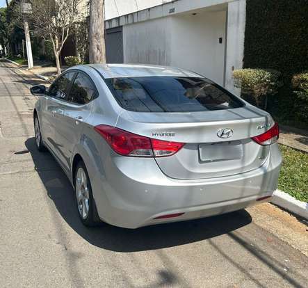 HYUNDAI-ELANTRA-2011