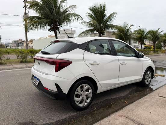 HYUNDAI-HB20-2023