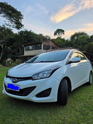 HYUNDAI HB20S 1.6 COMFORT PLUS 16V FLEX 4P MANUAL