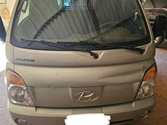 HYUNDAI-HR-2.5 TCI HD LONGO COM CAÇAMBA 4X2 8V 94CV TURBO INTERCOOLER DIESEL 2P MANUAL HYUNDAI-HR-2011