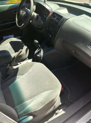 HYUNDAI-TUCSON-2012