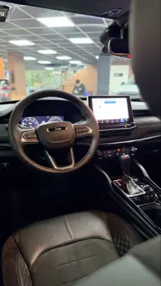 JEEP-COMMANDER-2024