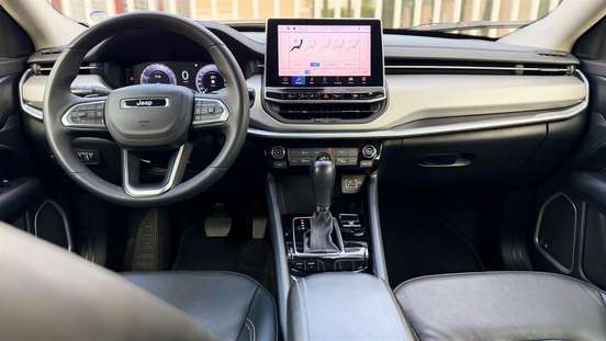 JEEP-COMPASS-2024