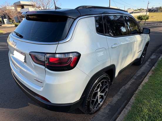 JEEP-COMPASS-2024