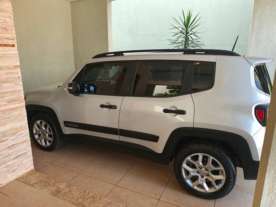 JEEP RENEGADE 1.8 16V FLEX SPORT 4P AUTOMÁTICO