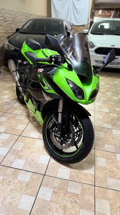 KAWASAKI NINJA ZX-6R 