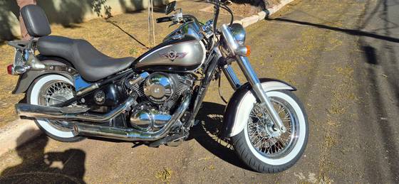 KAWASAKI VULCAN 800 CLASSIC 