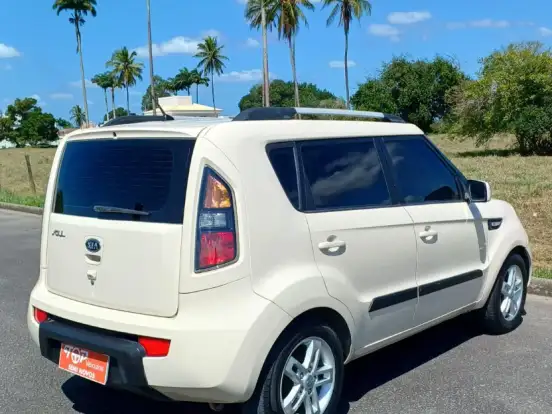 KIA-SOUL-1.6 EX 16V GASOLINA 4P AUTOMÁTICO KIA-SOUL-2010