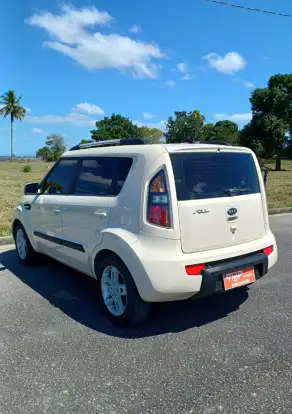 KIA-SOUL-2010