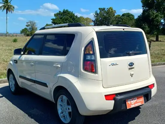 KIA-SOUL-1.6 EX 16V GASOLINA 4P AUTOMÁTICO KIA-SOUL-2010
