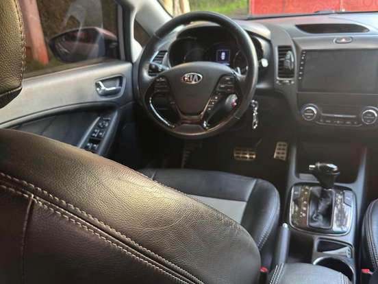 KIA-CERATO-1.6 SX 16V FLEX 4P AUTOMÁTICO KIA-CERATO-2016