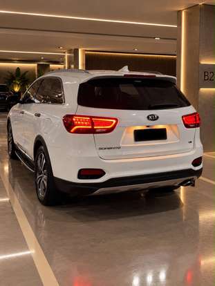 KIA-SORENTO-2018