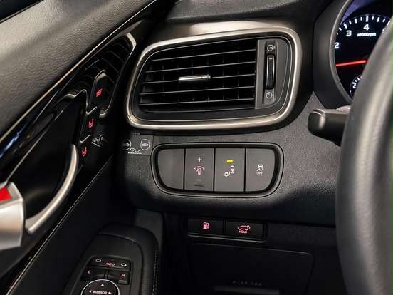 KIA-SORENTO-3.5 V6 GASOLINA EX 7L AWD AUTOMATICO KIA-SORENTO-2018
