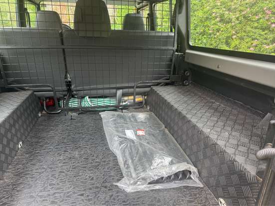 LAND ROVER-DEFENDER-2.5 CSW 110 4X4 TURBO DIESEL 4P MANUAL LAND ROVER-DEFENDER-2005