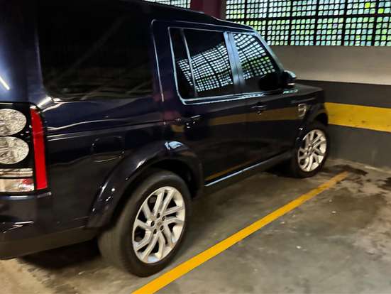 LAND ROVER-DISCOVERY 4-2014