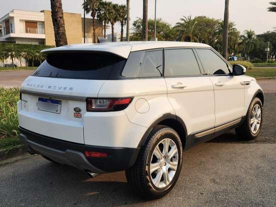 LAND ROVER-RANGE ROVER EVOQUE-2.0 SE 4WD 16V FLEX 4P AUTOMÁTICO LAND ROVER-RANGE ROVER EVOQUE-2018