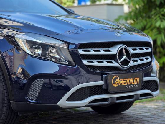 MERCEDES-BENZ GLA 200 1.6 CGI FLEX STYLE 7G-DCT