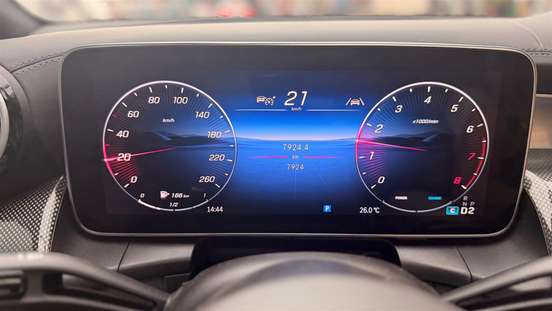 MERCEDES-BENZ-GLC 300-2.0 MHEV AMG LINE COUPÉ 4MATIC 9G-TRONIC MERCEDES-BENZ-GLC 300-2025