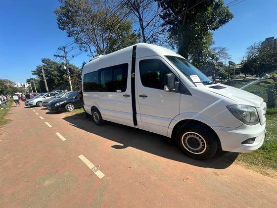 MERCEDES-BENZ SPRINTER 2.2 CDI DIESEL VAN 415 LONGO 16L MANUAL