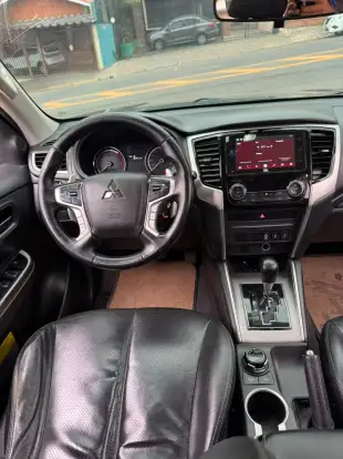 MITSUBISHI-L200 TRITON-2020