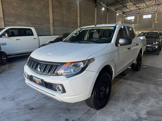 MITSUBISHI L200 TRITON 2.4 16V TURBO DIESEL SPORT GL CD 4P 4X4 MANUAL