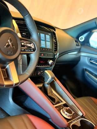 MITSUBISHI-PAJERO SPORT-2025
