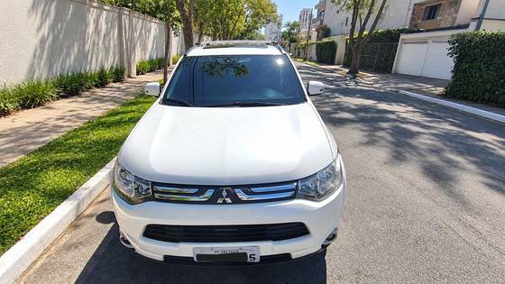 MITSUBISHI OUTLANDER 2.0 16V GASOLINA 4P AUTOMÁTICO