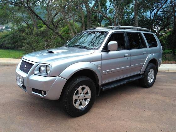 MITSUBISHI PAJERO 2.8 GLS 4X4 8V TURBO DIESEL 4P AUTOMÁTICO