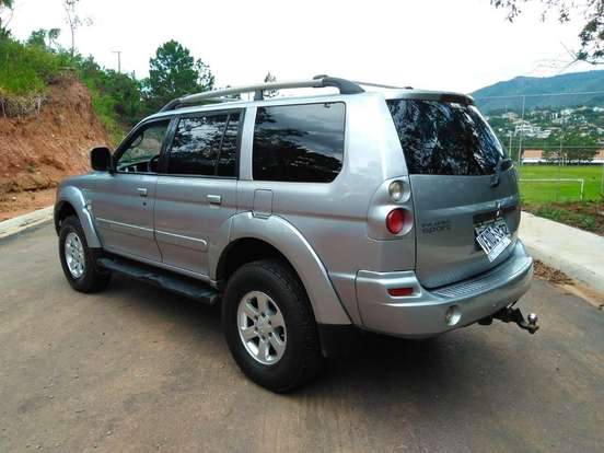 MITSUBISHI-PAJERO-2.8 GLS 4X4 8V TURBO DIESEL 4P AUTOMÁTICO MITSUBISHI-PAJERO-1988