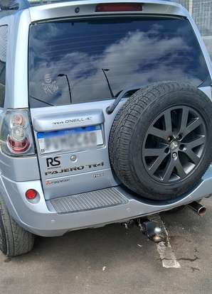 MITSUBISHI-PAJERO TR4-2.0 4X4 16V 140CV FLEX 4P AUTOMÁTICO MITSUBISHI-PAJERO TR4-2014