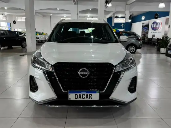 NISSAN-KICKS-2023