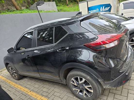 NISSAN-KICKS-2023