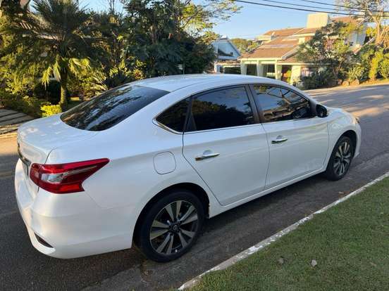 NISSAN-SENTRA-2.0 SV 16V FLEXSTART 4P AUTOMÁTICO NISSAN-SENTRA-2019
