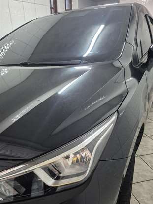 NISSAN-VERSA-2020